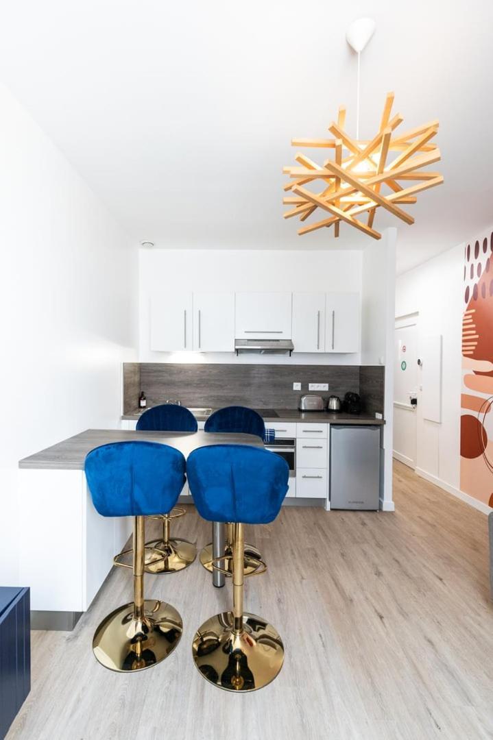 Le Hirvi - Cocon Zen Et Epure A 10Min Vieux Lyon Apartment Exterior photo